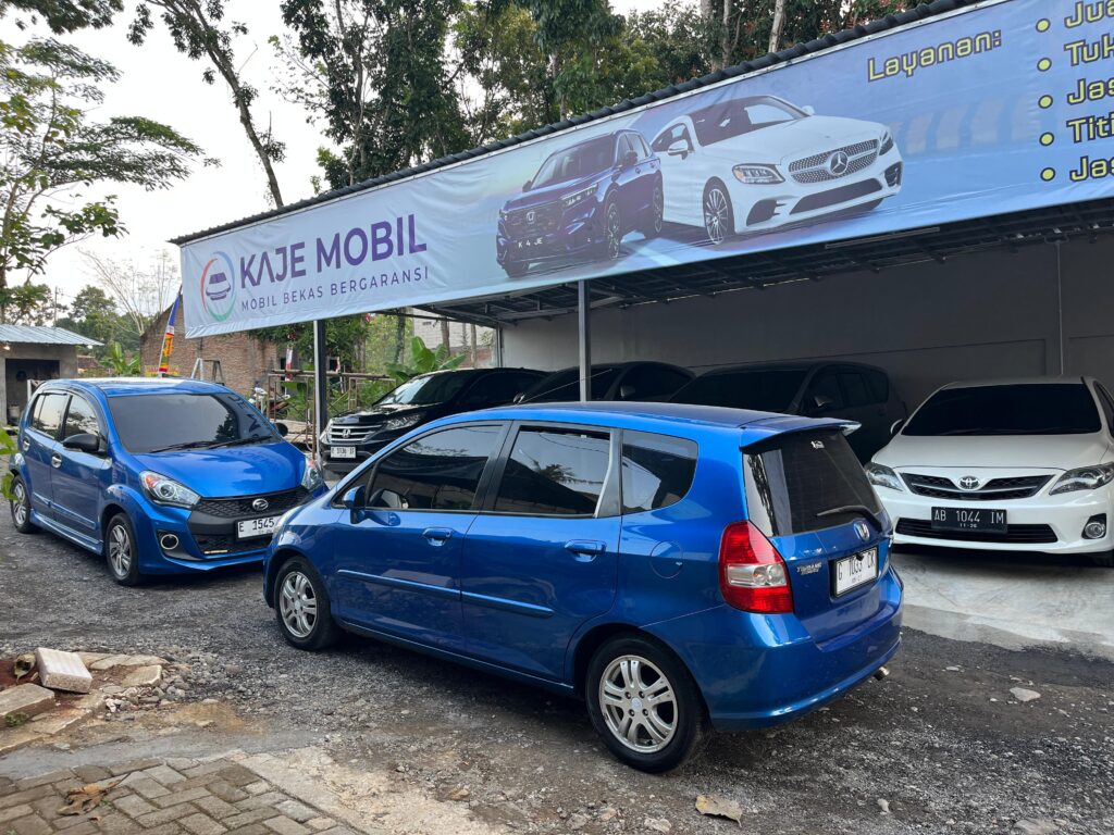 Mobil murah bekas bergaransi Semarang